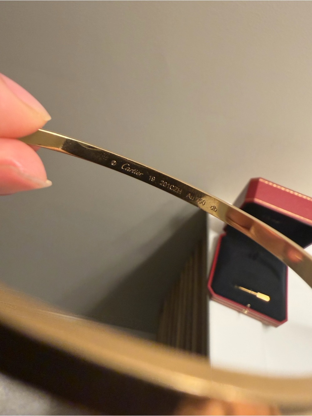 Cartier small Gold Bracelet with box size 19 - Picture 9 of 10